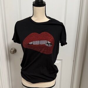 Lauren Moshi Black Tee with Red Lips Graphic